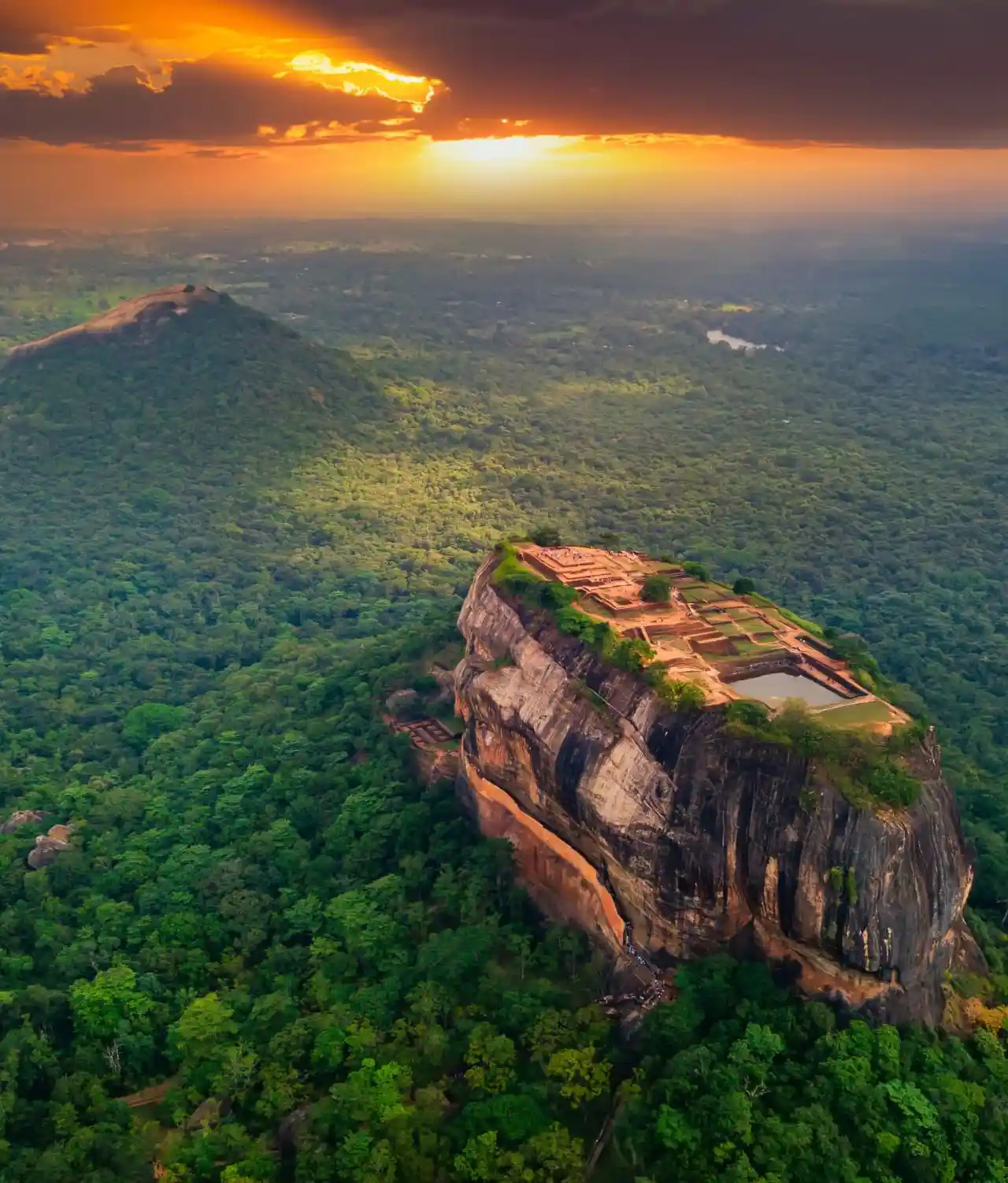 Visit Sigiriya Lion Rock Fortress